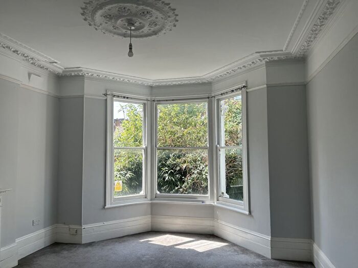 2 Bedroom Flat To Rent In Jerningham Road, Lewisham, SE14