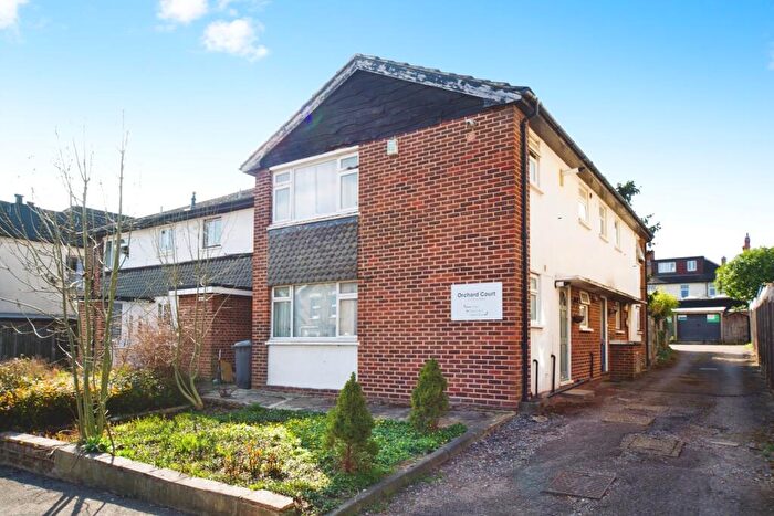 1 Bedroom Flat For Sale In Clifford Road, Barnet, EN5