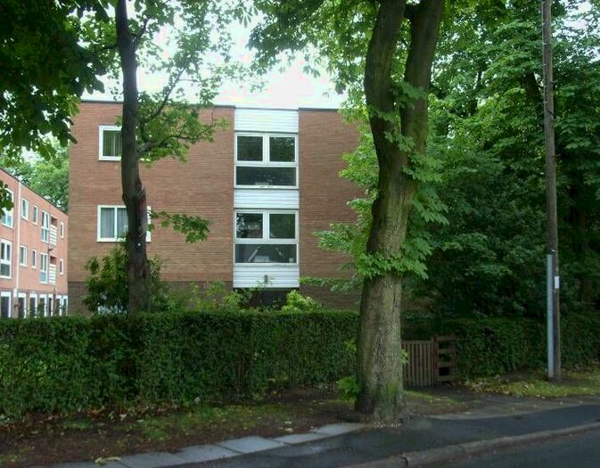 1 Bedroom Flat To Rent In Sandwich Road, Eccles, Manchester, M30