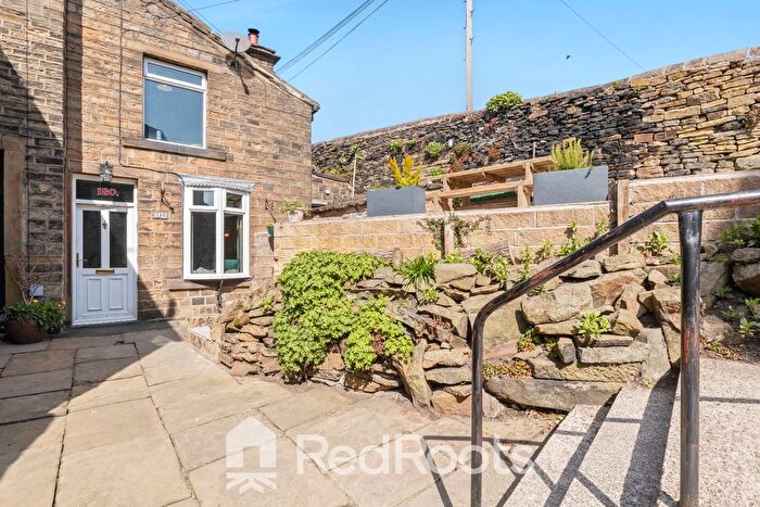 1 Bedroom Cottage For Sale In Penistone Road, Shelley, Huddersfield, West Yorkshire, HD8