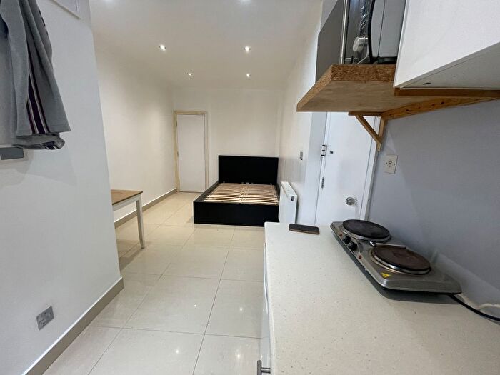 1 Bedroom Studio To Rent In Church Lane, London, NW9