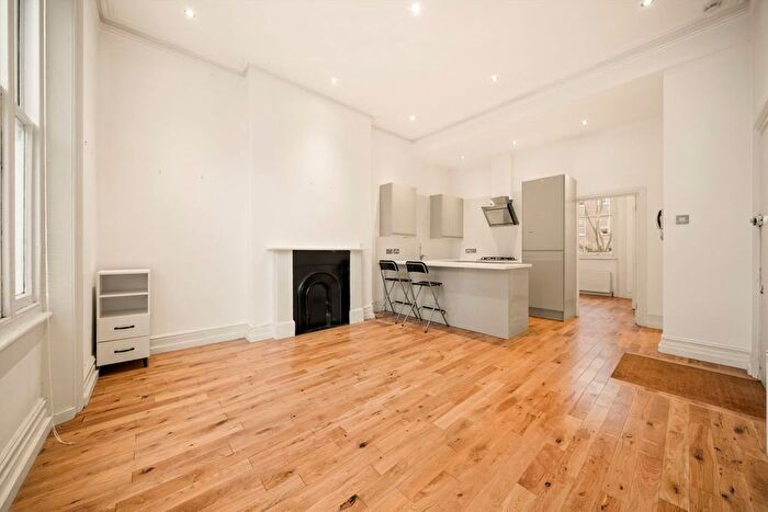 2 Bedroom Flat To Rent In Shirland Road, Maida Vale, W9