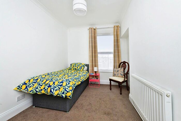 2 Bedroom Cottage For Sale In Sidmouth Cottages, Plymouth, PL4