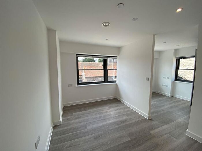 Studio To Rent In St. Peters Street, Canterbury, CT1