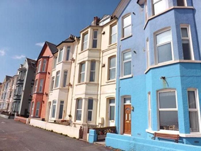 2 Bedroom Flat To Rent In Riviera Terrace, Dawlish, EX7