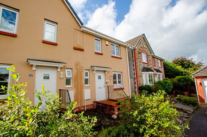 3 Bedroom Semi-Detached House For Sale In Gilbert Road, Bodmin, PL31