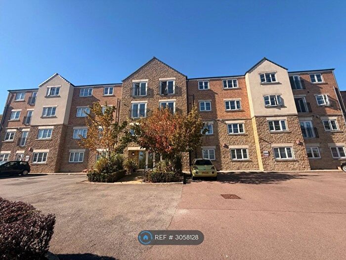2 Bedroom Flat To Rent In Trafford Apartments, Rotherham, S61