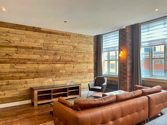 3 Bedroom Flat To Rent In Royal Mills, Redhill Street, Manchester, M4