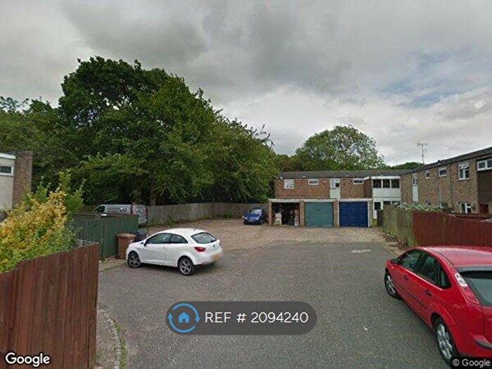 Studio To Rent In Ascot Crescent, Stevenage, SG1