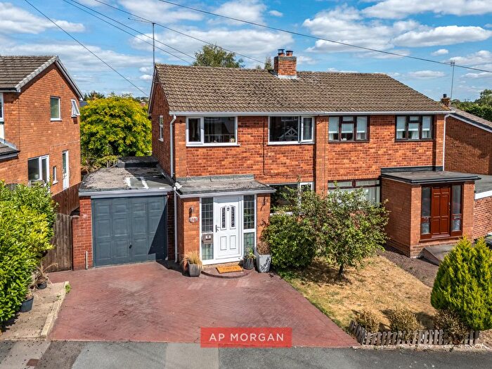 3 Bedroom Semi-Detached House For Sale In Elm Grove, Bromsgrove, Worcestershire, B61