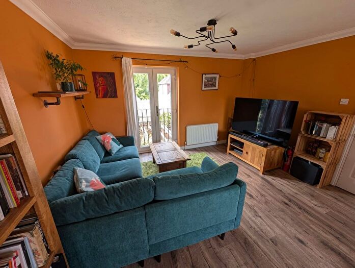 4 Bedroom Town House For Sale In Rheims Court, Canterbury, CT2