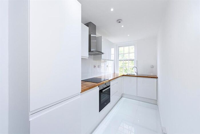 1 Bedroom Flat To Rent In Greenhill, Hampstead, NW3