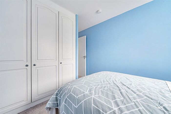 1 Bedroom Flat For Sale In Avonlea Court, Cloverdale Drive, Longwell Green, Bristol, BS30