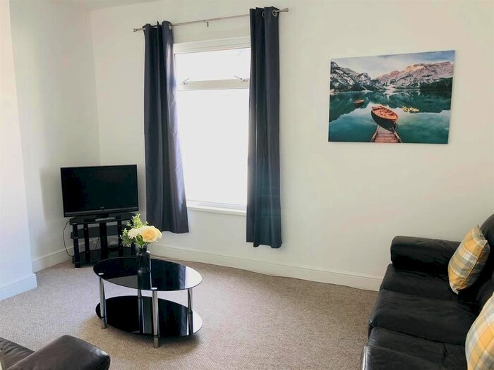 4 Bedroom Property To Rent In Clifton Street, Middlesbrough, TS1