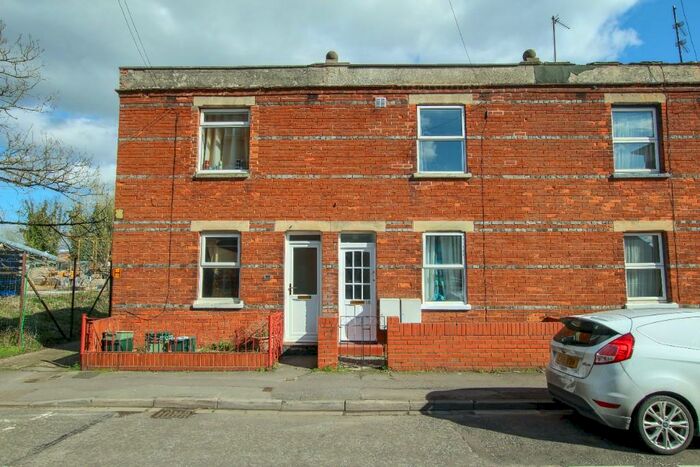 1 Bedroom Maisonette To Rent In Boundary Road, Newbury, Berkshire, RG14