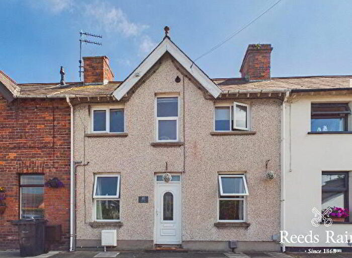 3 Bedroom Mid Terraced House For Sale In Boneybefore, Carrickfergus, BT38