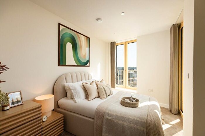 2 Bedroom Apartment To Rent In Embassy Boulevard, London, SW11