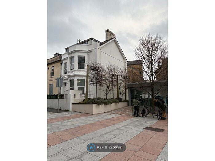 1 Bedroom Flat To Rent In Tavistock Place, Plymouth, PL4