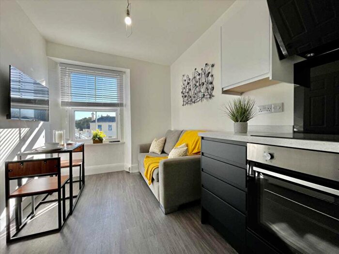 2 Bedroom Apartment To Rent In North Road East, Plymouth, PL4