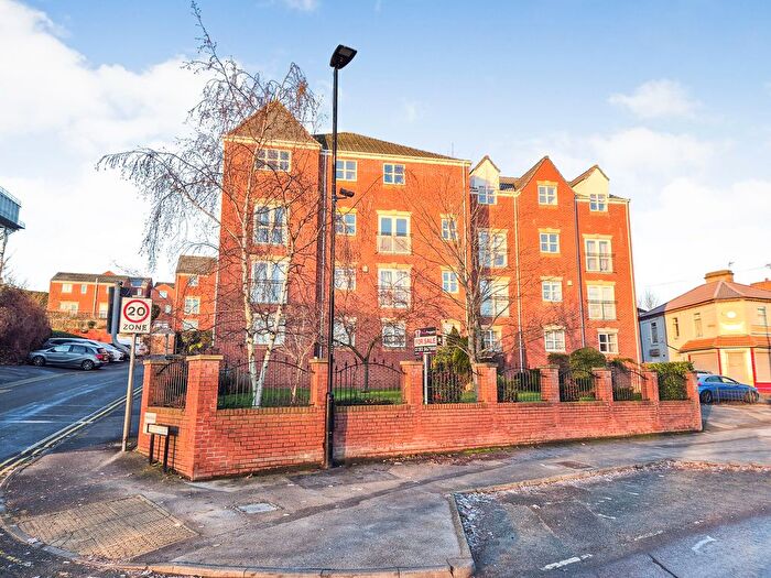 2 Bedroom Flat For Sale In Apartment, Bewick House, Askern, Doncaster, DN6