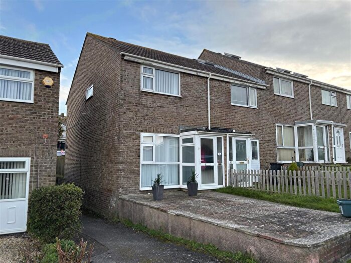 2 Bedroom End Of Terrace House To Rent In Southfield Avenue, Weymouth, DT4