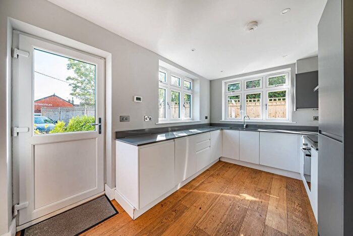 3 Bedroom Detached House To Rent In Guildford Road, Normandy, Guildford, GU3