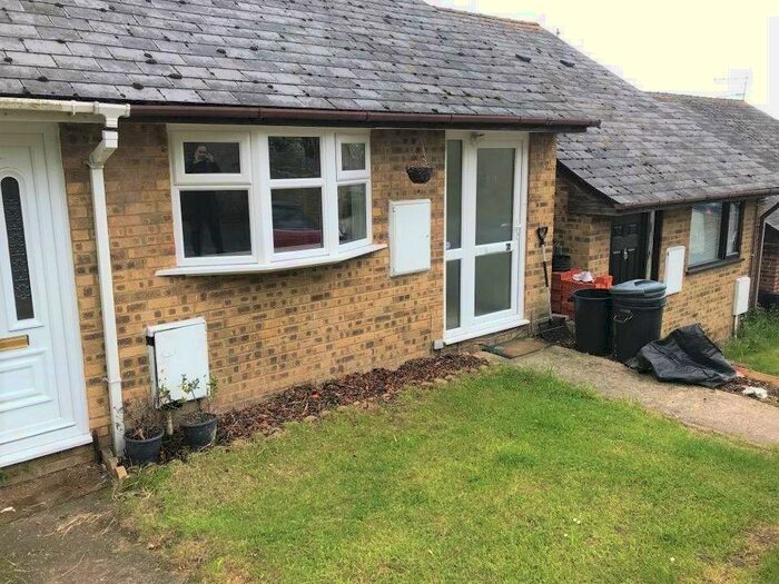 2 Bedroom Semi-Detached Bungalow To Rent In Ramsgate, CT11