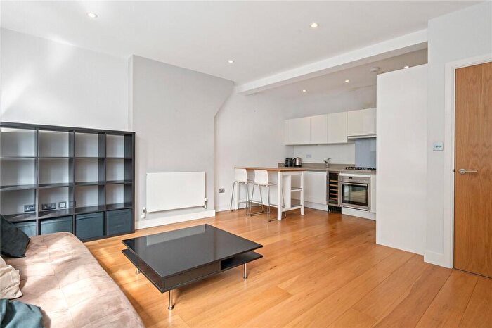 1 Bedroom Apartment To Rent In Holloway Road, London, N7