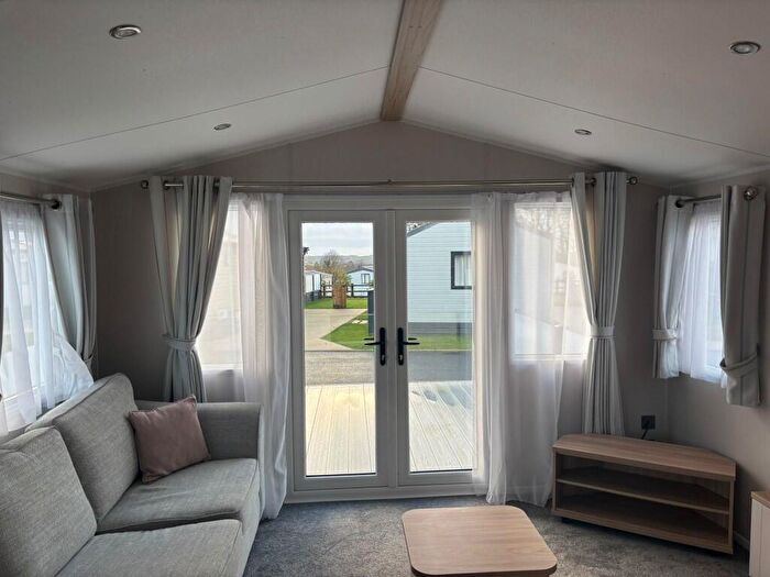 2 Bedroom Caravan For Sale In Looe, Cornwall, PL13