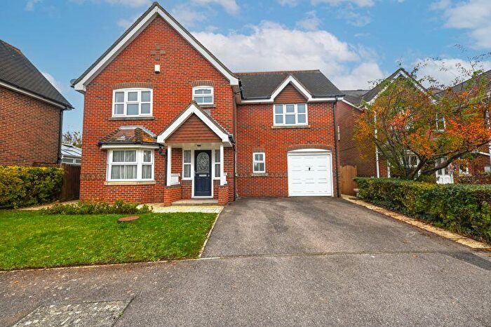 4 Bedroom Detached House To Rent In Nursery Road, Havant, PO9