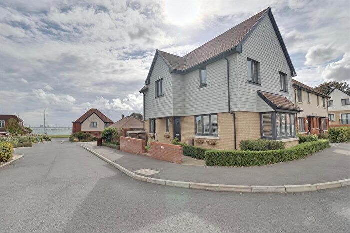 3 Bedroom House For Sale In Nautilus Drive, Portsmouth, PO6