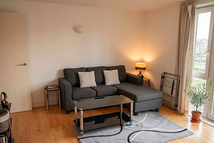 1 Bedroom Flat For Sale In Jefferson Building, Westferry Road, London, E14