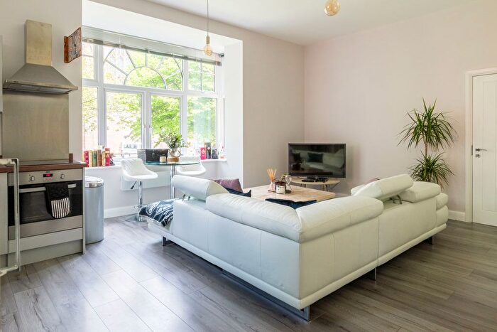 1 Bedroom Flat To Rent In The Calls, Leeds, LS2