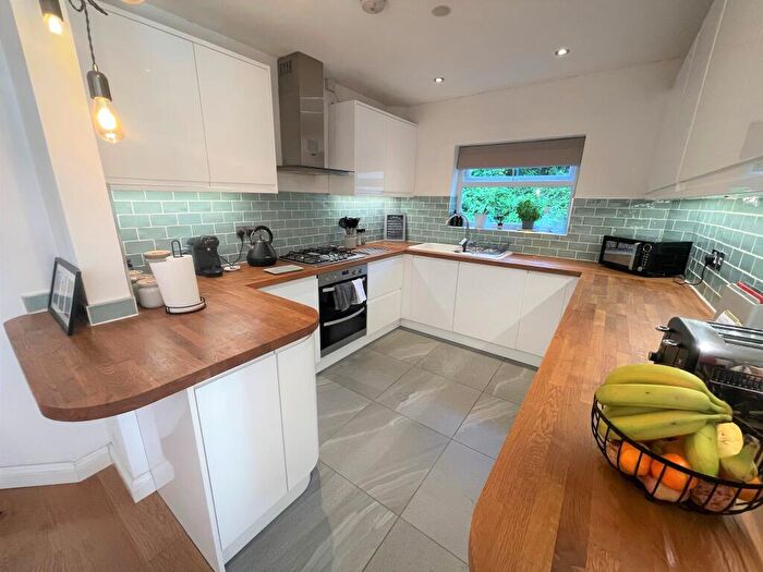 2 Bedroom Flat To Rent In Kildare, Sydney Road, Bath, BA2