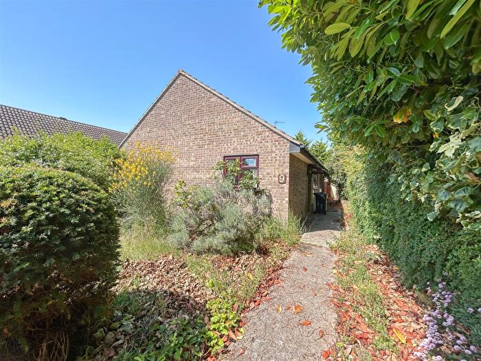 3 Bedroom Detached Bungalow For Sale In Stanmore Close, Clacton-On-Sea, Essex, CO16