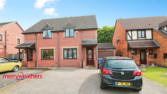 3 Bedroom Semi-Detached House For Sale In Lynwood Drive, Mexborough, S64