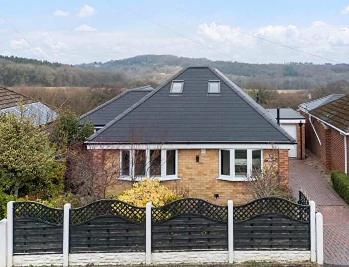 3 Bedroom Detached Bungalow For Sale In Chartwell Avenue, Wingerworth, Chesterfield, S42