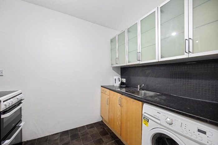 1 Bedroom Flat To Rent In Ibrox Street, Govan, Glasgow, G51