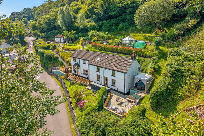 3 Bedroom Cottage For Sale In Emlyn Cottage, Victoria Road, Penclawdd, Gower, Swansea, SA4