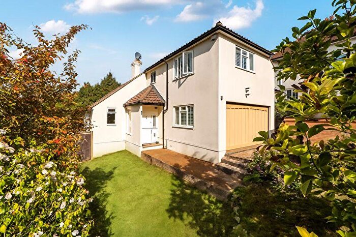 4 Bedroom Detached House For Sale In Lodge Hill, Purley, CR8