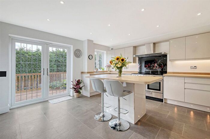 4 Bedroom Detached House For Sale In The Links, Billericay, Essex, CM12