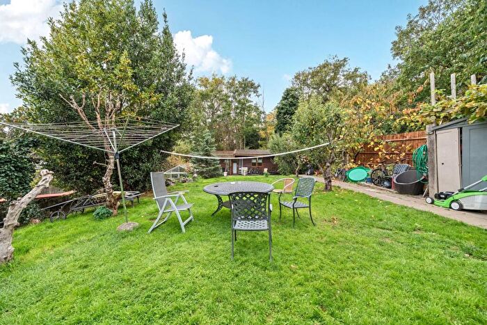 5 Bedroom Detached House For Sale In Alexandra Park Road, Alexandra Park, London, N22