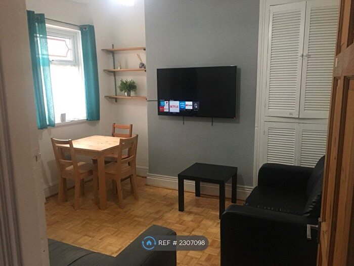 4 Bedroom Terraced House To Rent In Diana Street, Cardiff, CF24