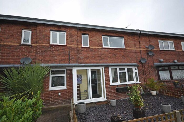 1 Bedroom Flat To Rent In Whitemill Lane, Stone, ST15