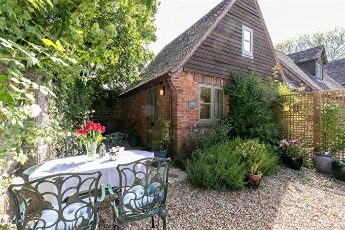 2 Bedroom Cottage To Rent In Church Lane, Marston, Oxford, OX3