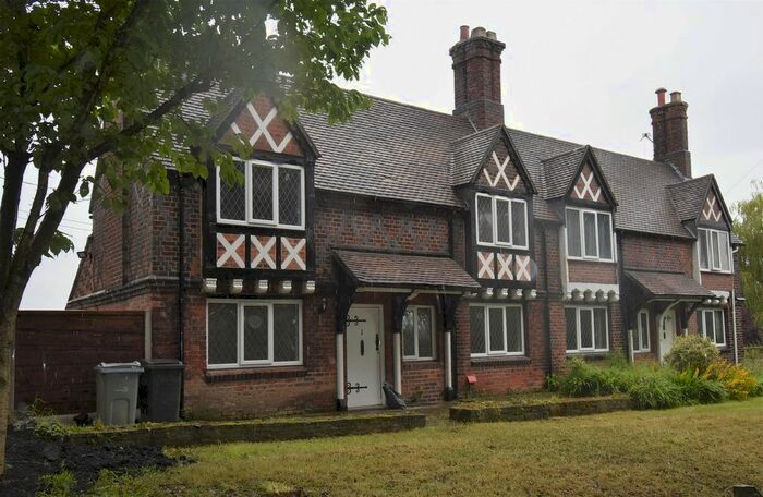 2 Bedroom Cottage To Rent In Holehouse Lane, Scholar Green, Stoke-On-Trent, ST7