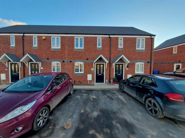 2 Bedroom Town House To Rent In Bellerphon Drive, Meir, Stoke-On-Trent, ST3