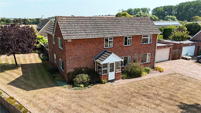 4 Bedroom Detached House For Sale In The Croft, Bishopstone, Salisbury, Wiltshire, SP5
