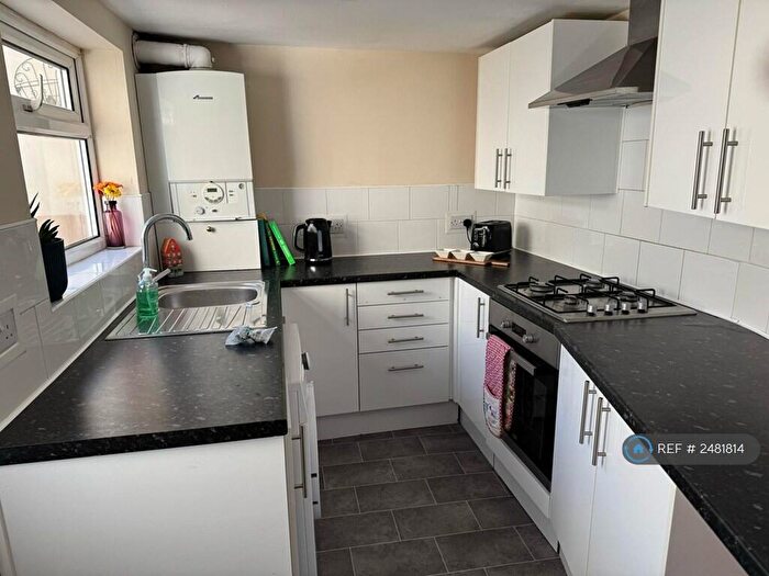 4 Bedroom Terraced House To Rent In Newtown, Trowbridge, BA14