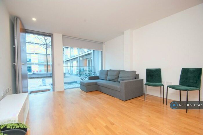 1 Bedroom Flat To Rent In Highbury Stadium Square, London, N5